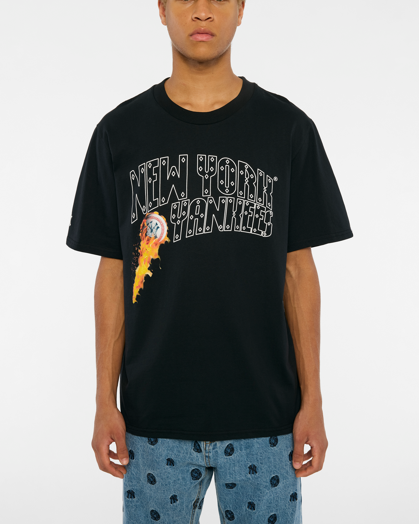 NY Yankees Fire Curve Logo Tee