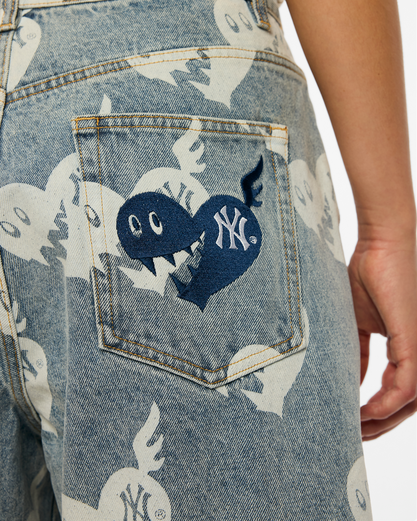 Womens NY Yankees Denim Jorts